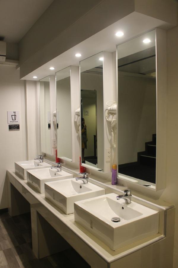 Citi Square By Battery Park Hostel Chiang Mai Luaran gambar
